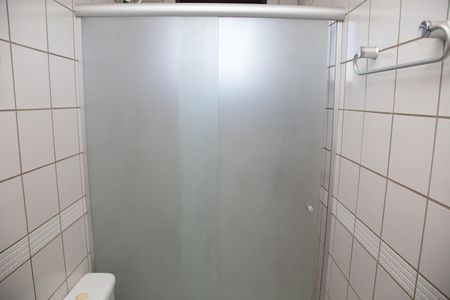 Banheiro de apartamento para alugar com 3 quartos, 85m² em Setor dos Funcionários, Goiânia
