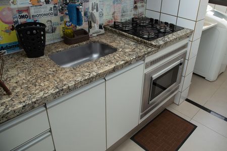 Cozinha de apartamento para alugar com 3 quartos, 85m² em Setor dos Funcionários, Goiânia