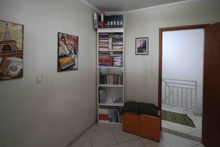 Casa à venda com 110m², 3 quartos e 2 vagasQuarto 2