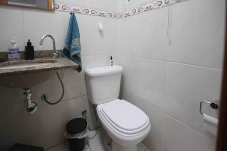 Casa à venda com 110m², 3 quartos e 2 vagasLavabo