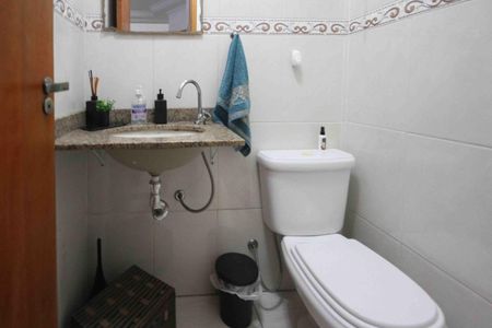 Casa à venda com 110m², 3 quartos e 2 vagasLavabo