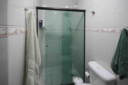 Casa à venda com 110m², 3 quartos e 2 vagasBanheiro da Suíte