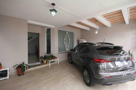 Casa à venda com 110m², 3 quartos e 2 vagasGaragem
