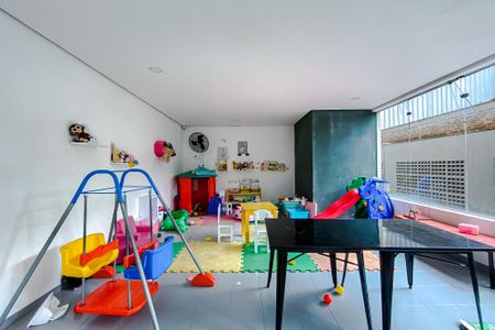 Apartamento para alugar com 58m², 2 quartos e 1 vaga Apartamento para alugar com 58m², 2 quartos e 1 vagaÁrea comum - Playground