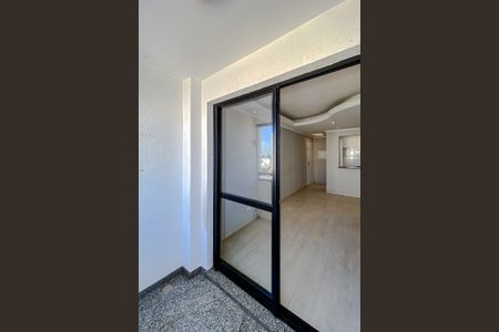 Apartamento para alugar com 58m², 2 quartos e 1 vaga Apartamento para alugar com 58m², 2 quartos e 1 vagaVaranda da Sala