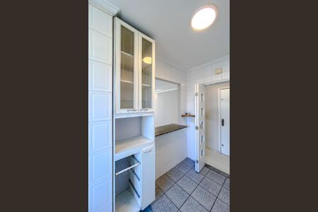 Apartamento para alugar com 58m², 2 quartos e 1 vaga Apartamento para alugar com 58m², 2 quartos e 1 vagaCozinha
