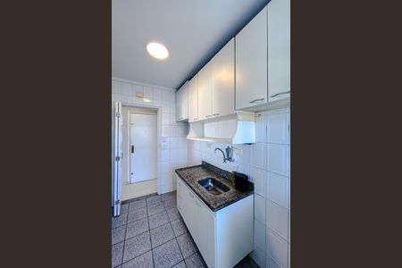 Apartamento para alugar com 58m², 2 quartos e 1 vaga Apartamento para alugar com 58m², 2 quartos e 1 vagaCozinha