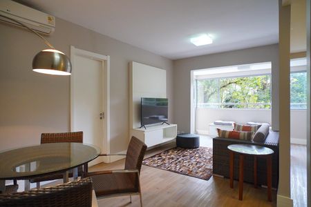 Sala de apartamento para alugar com 1 quarto, 56m² em Petrópolis, Porto Alegre