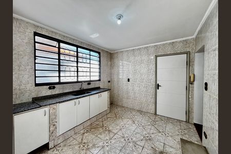 Cozinha  de casa à venda com 3 quartos, 144m² em Vila Madalena, São Paulo