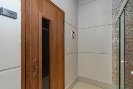 Apartamento à venda com 81m², 2 quartos e 2 vagas Apartamento à venda com 81m², 2 quartos e 2 vagasSauna