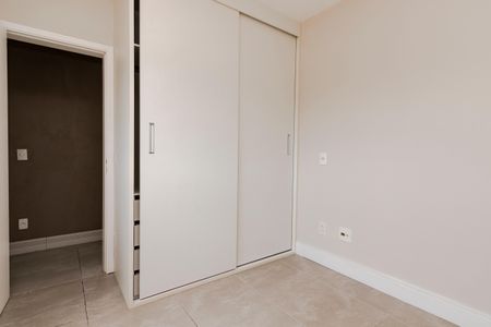 Apartamento à venda com 81m², 2 quartos e 2 vagas Apartamento à venda com 81m², 2 quartos e 2 vagasSuíte 2