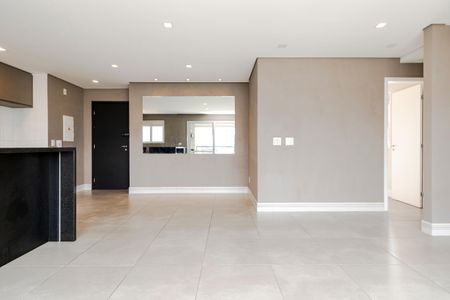 Apartamento à venda com 81m², 2 quartos e 2 vagas Apartamento à venda com 81m², 2 quartos e 2 vagasSala