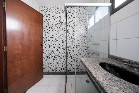 Apartamento à venda com 124m², 3 quartos e 2 vagasBanheiro da Suíte