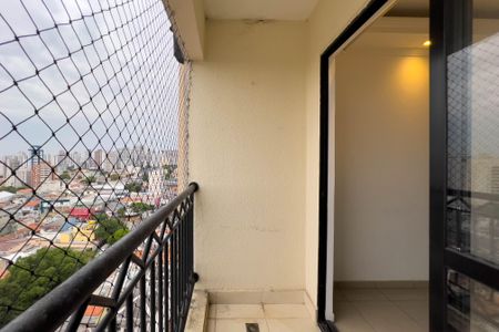 Apartamento para alugar com 80m², 3 quartos e 1 vaga Apartamento para alugar com 80m², 3 quartos e 1 vagaVaranda