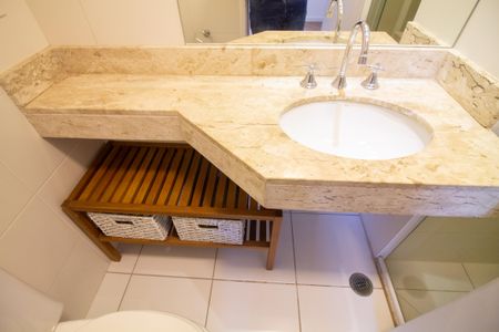 Apartamento para alugar com 82m², 2 quartos e 2 vagas Apartamento para alugar com 82m², 2 quartos e 2 vagasBanheiro da Suíte