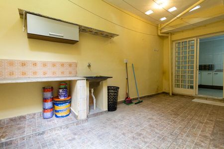 Casa para alugar com 200m², 3 quartos e 1 vaga Casa para alugar com 200m², 3 quartos e 1 vagaÁrea de Serviço