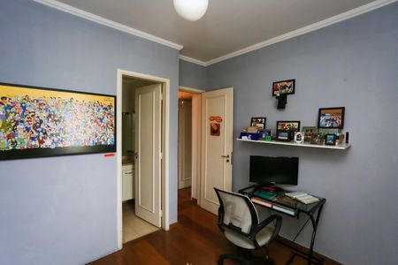 Apartamento à venda com 110m², 3 quartos e 2 vagasSuíte 2