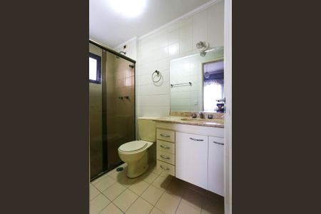 Apartamento à venda com 110m², 3 quartos e 2 vagasBanheiro da Suíte 2