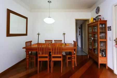 Apartamento à venda com 110m², 3 quartos e 2 vagasSala