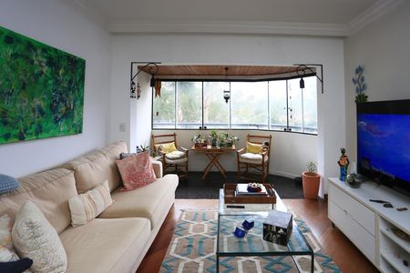 Apartamento à venda com 110m², 3 quartos e 2 vagasSala