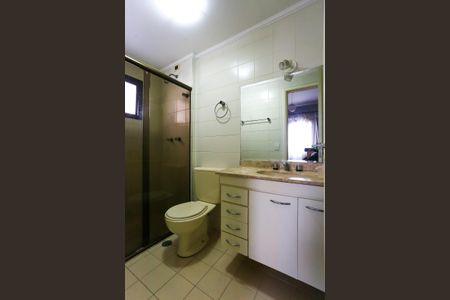 Apartamento à venda com 110m², 3 quartos e 2 vagasBanheiro da Suíte 2