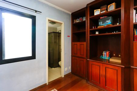 Apartamento à venda com 110m², 3 quartos e 2 vagasSuíte 1