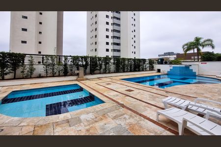 Apartamento à venda com 110m², 3 quartos e 2 vagasÁrea comum - Piscina