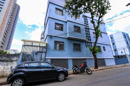 Apartamento para alugar com 73m², 2 quartos e sem vagaFachada