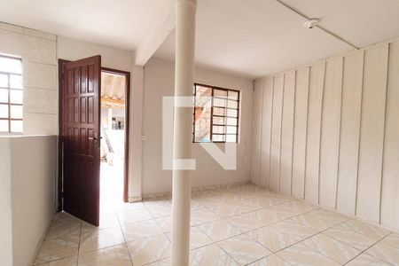 Casa para alugar com 40m², 1 quarto e sem vaga