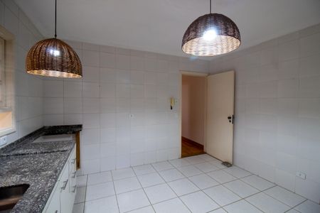 Casa à venda com 156m², 3 quartos e 3 vagasCozinha