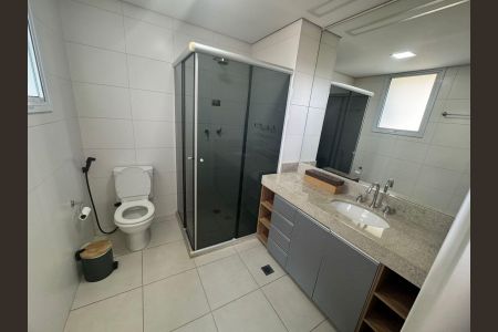 Studio à venda com 68m², 1 quarto e 1 vaga Studio à venda com 68m², 1 quarto e 1 vagaBanheiro Social