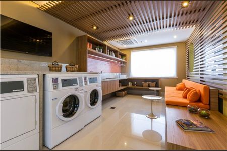 Studio à venda com 68m², 1 quarto e 1 vaga Studio à venda com 68m², 1 quarto e 1 vagaÁrea comum