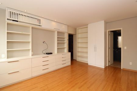 Apartamento para alugar com 167m², 2 quartos e sem vagaSuíte 1