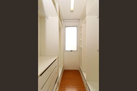 Apartamento para alugar com 167m², 2 quartos e sem vagaCloset da suíte 1