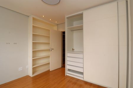 Apartamento para alugar com 167m², 2 quartos e sem vagaSuíte 2
