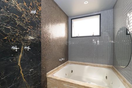 Apartamento para alugar com 167m², 2 quartos e sem vagaBanheiro da Suíte 1