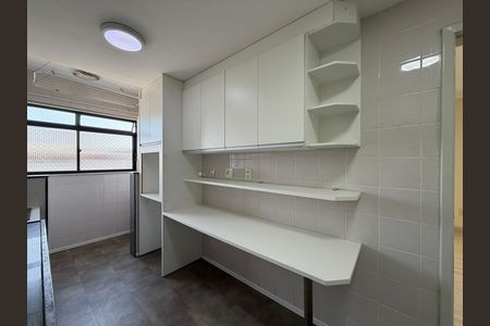 Apartamento para alugar com 78m², 2 quartos e 1 vaga Apartamento para alugar com 78m², 2 quartos e 1 vagaCozinha