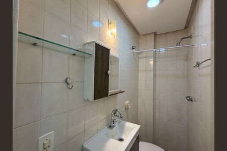Apartamento para alugar com 78m², 2 quartos e 1 vaga Apartamento para alugar com 78m², 2 quartos e 1 vagaBanheiro social