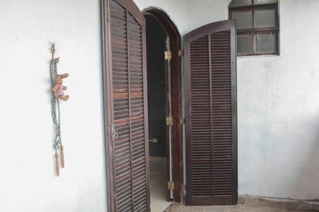 Casa à venda com 120m², 3 quartos e 2 vagas Casa à venda com 120m², 3 quartos e 2 vagasVaranda da suíte
