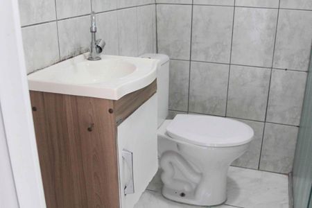 Casa à venda com 120m², 3 quartos e 2 vagas Casa à venda com 120m², 3 quartos e 2 vagasBanheiro da Suíte