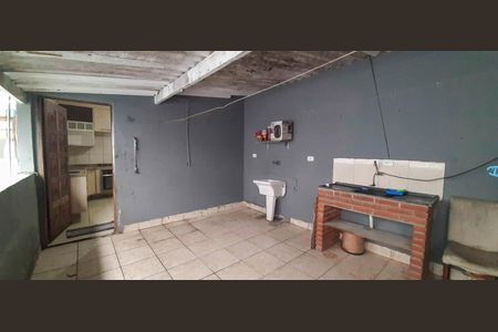 Casa à venda com 120m², 3 quartos e 2 vagas Casa à venda com 120m², 3 quartos e 2 vagasÁrea externa