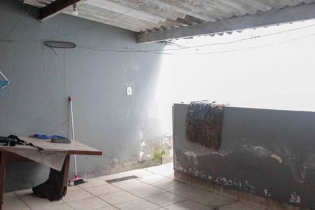 Casa à venda com 120m², 3 quartos e 2 vagas Casa à venda com 120m², 3 quartos e 2 vagasÁrea externa