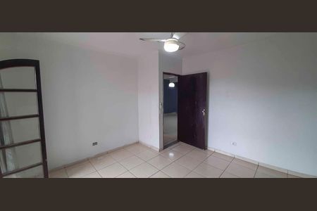 Casa à venda com 120m², 3 quartos e 2 vagas Casa à venda com 120m², 3 quartos e 2 vagasSuíte