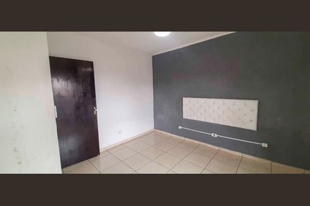 Casa à venda com 120m², 3 quartos e 2 vagas Casa à venda com 120m², 3 quartos e 2 vagasSuíte