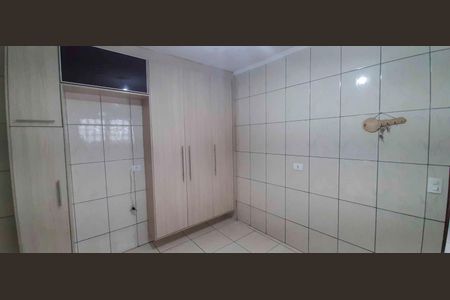 Casa à venda com 120m², 3 quartos e 2 vagas Casa à venda com 120m², 3 quartos e 2 vagasCozinha