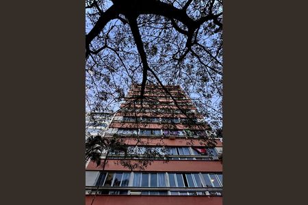 Apartamento à venda com 65m², 2 quartos e 1 vaga Apartamento à venda com 65m², 2 quartos e 1 vagaFachada