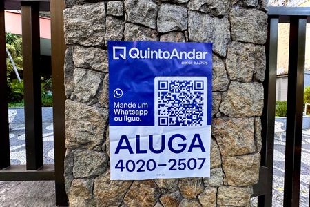 Apartamento à venda com 65m², 2 quartos e 1 vaga Apartamento à venda com 65m², 2 quartos e 1 vagaPlaca