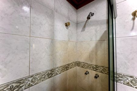 Apartamento à venda com 65m², 2 quartos e 1 vaga Apartamento à venda com 65m², 2 quartos e 1 vagaBanheiro social