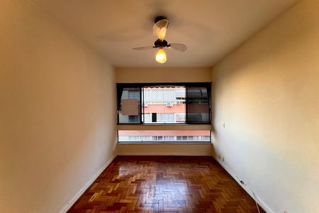 Apartamento à venda com 65m², 2 quartos e 1 vaga Apartamento à venda com 65m², 2 quartos e 1 vagaSala