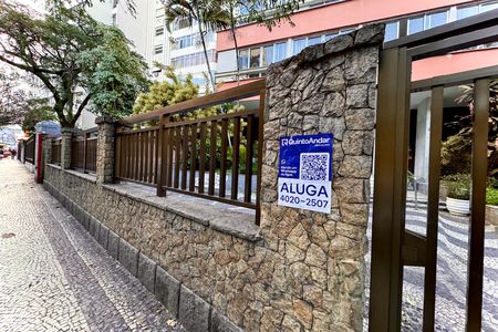 Apartamento à venda com 65m², 2 quartos e 1 vaga Apartamento à venda com 65m², 2 quartos e 1 vagaPlaca